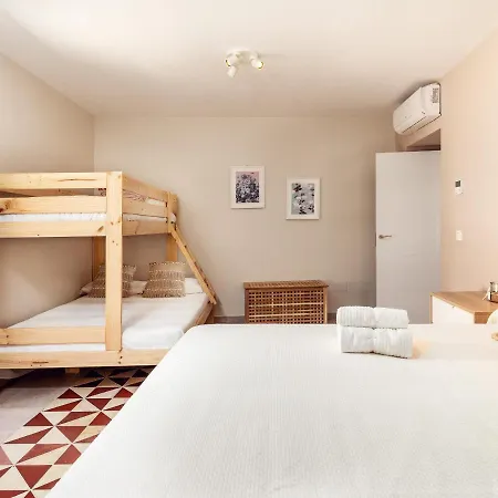 Apartamentos Plaza Mayor 35 Caceres Exterior photo